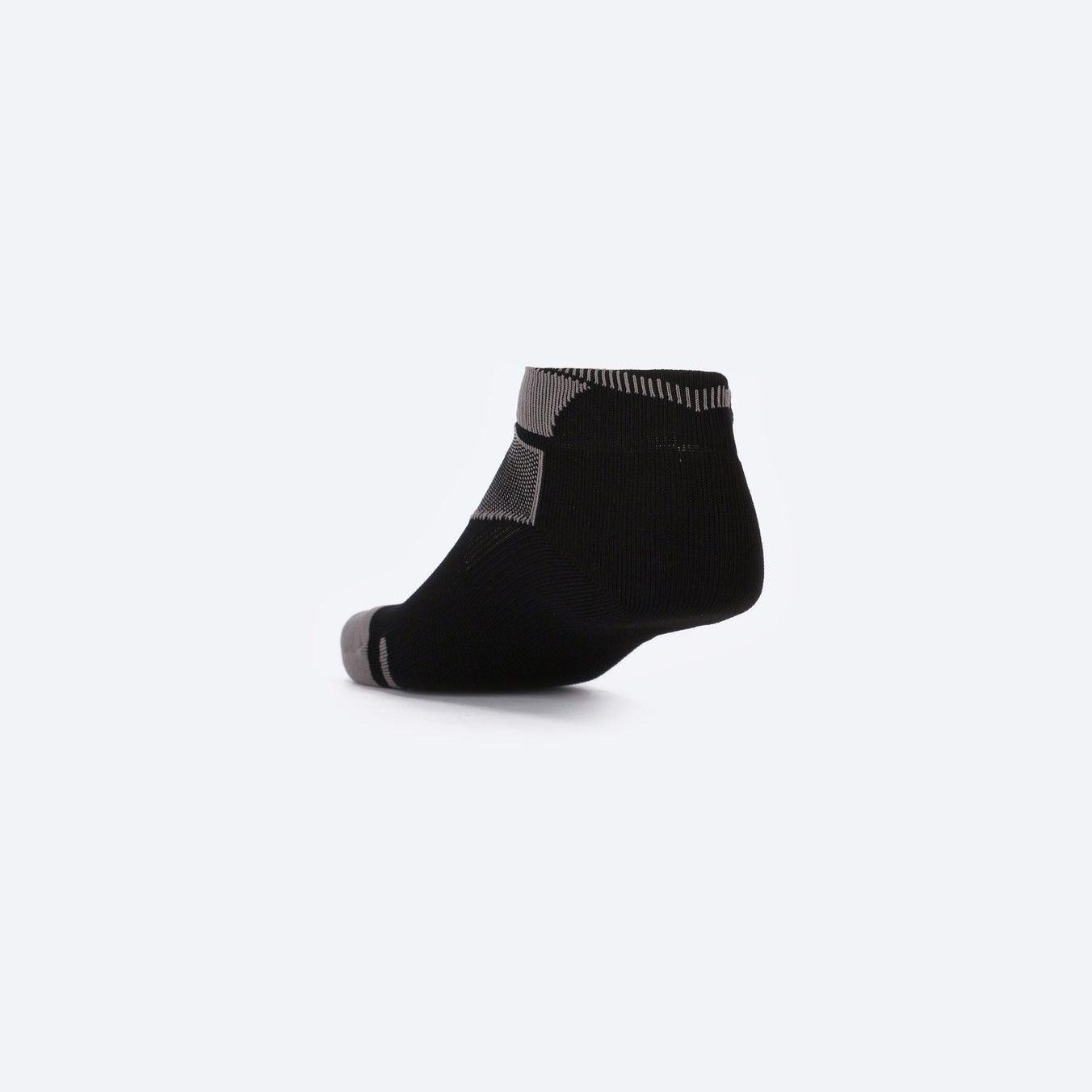 ATUM| Kids Low-Cut Training Socks - black