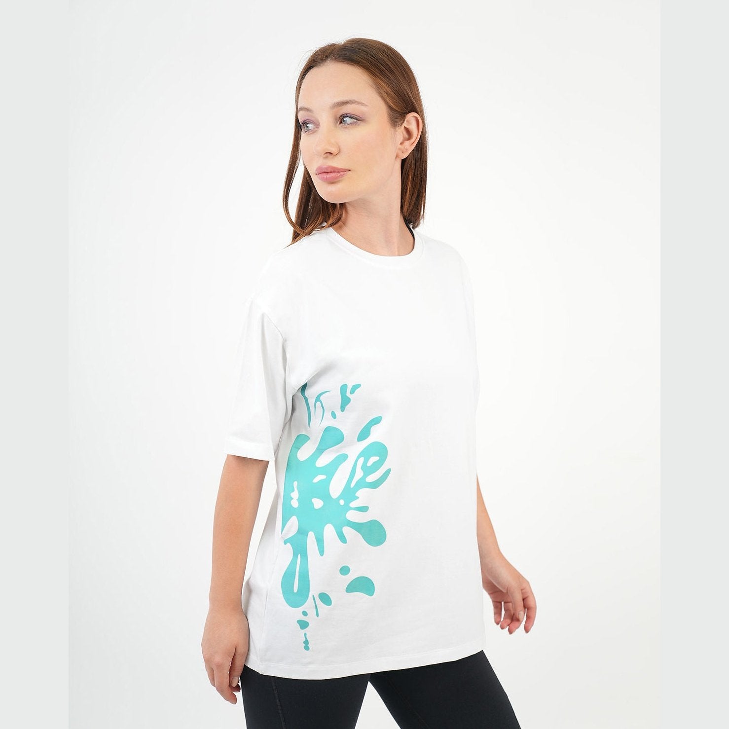 ATUM| Oversized Splash Women's T-Shirt - White With DarkTurquoise panting 