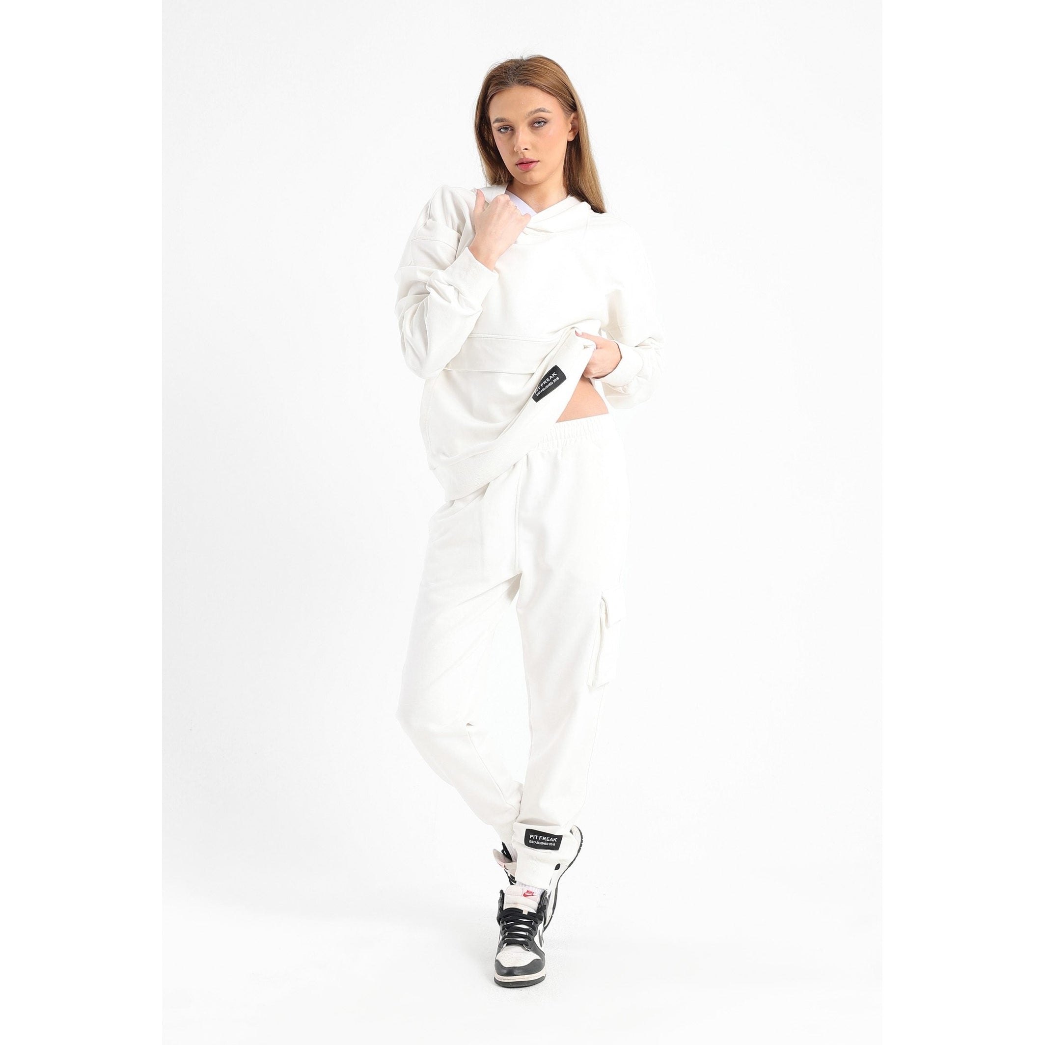 Chill oversized flap pocket cargo set in off white