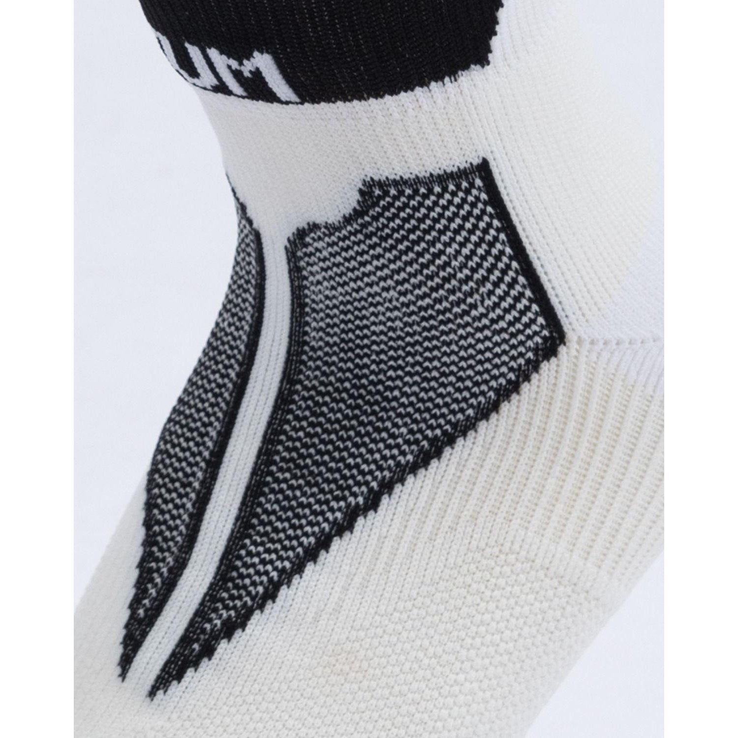 ATUM| Kids Low-Cut Training Socks - white