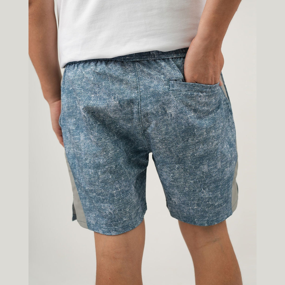 ATUM| Men's Printed Training Short - Navy