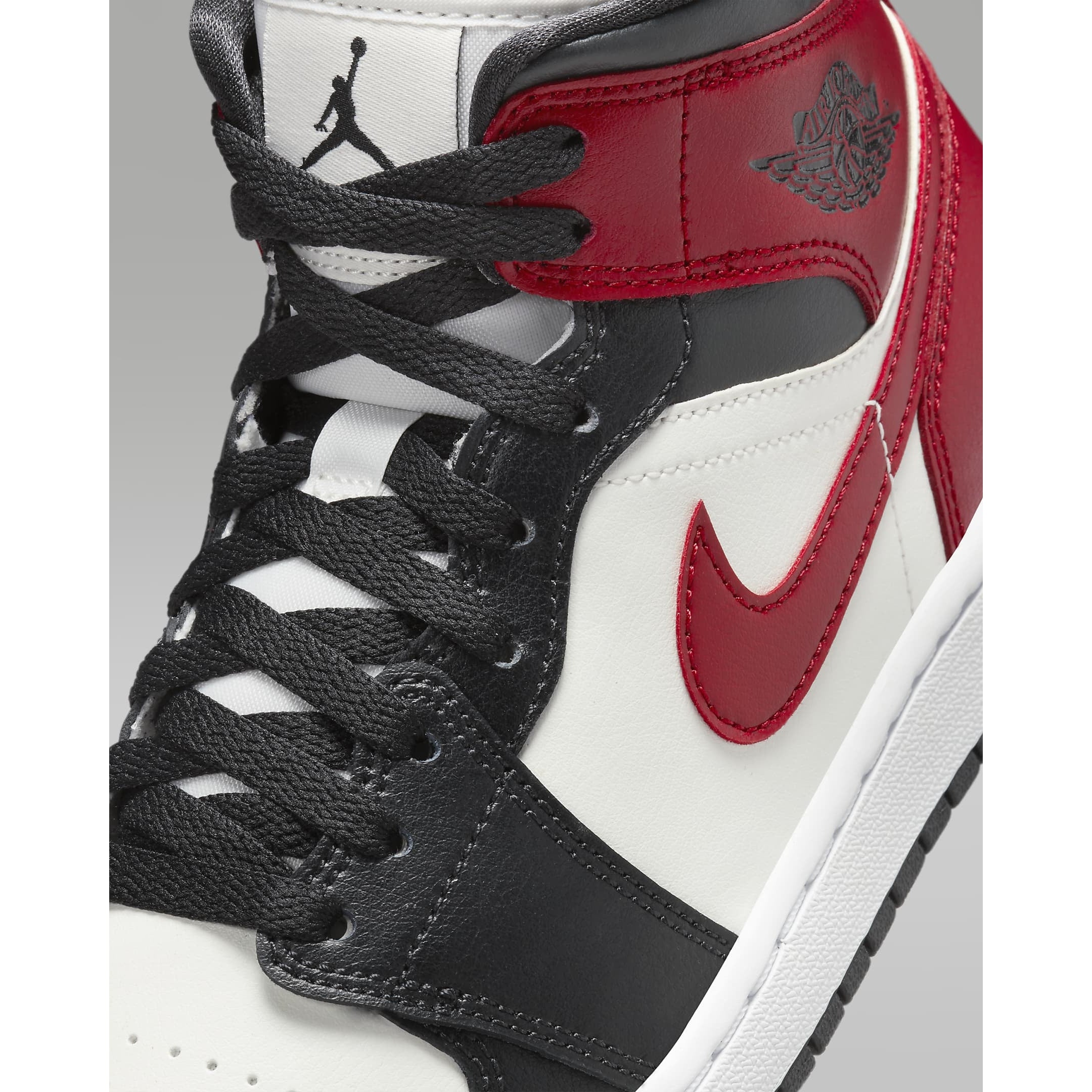 WOMENS AIR JORDAN 1 MI