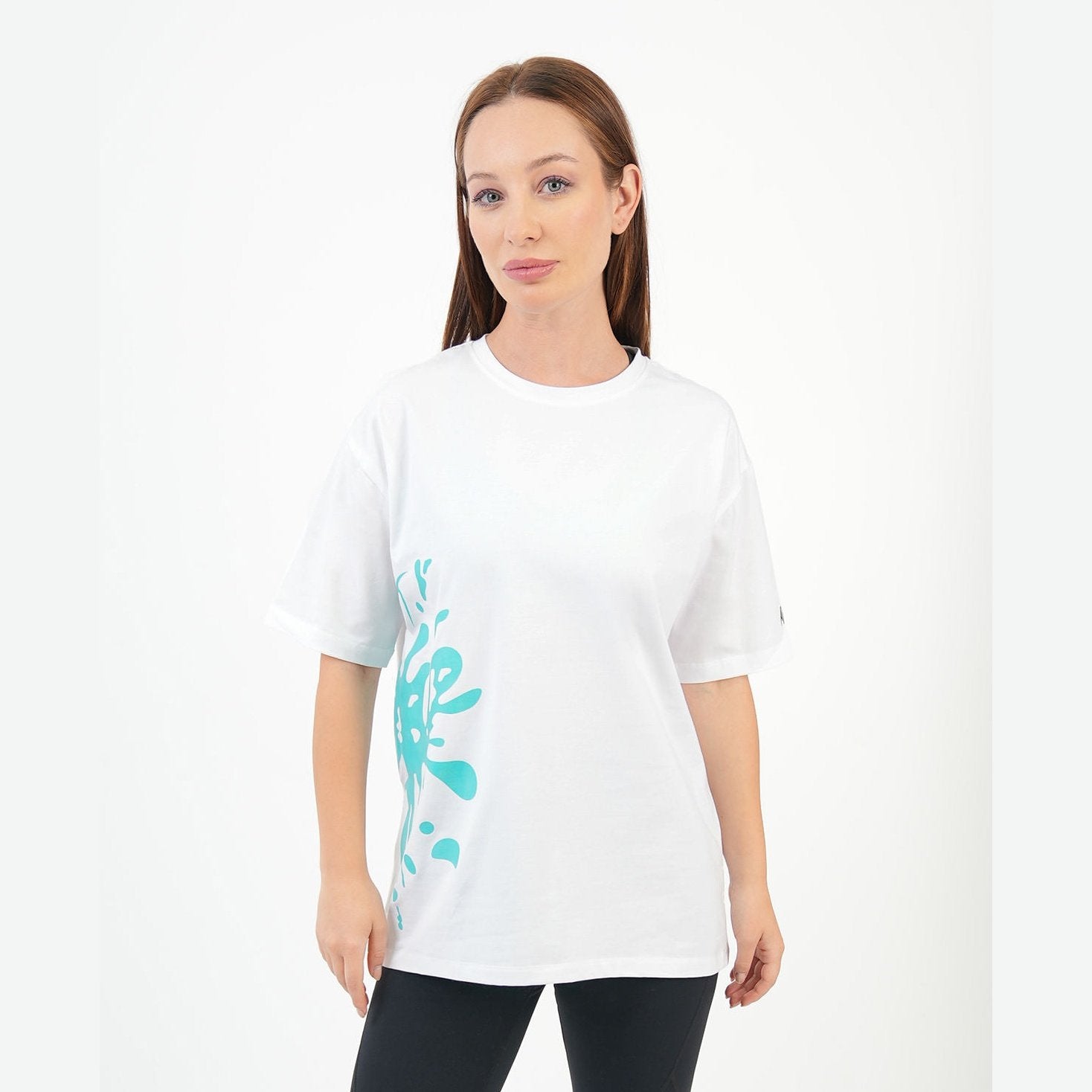 ATUM| Oversized Splash Women's T-Shirt - White With DarkTurquoise panting 