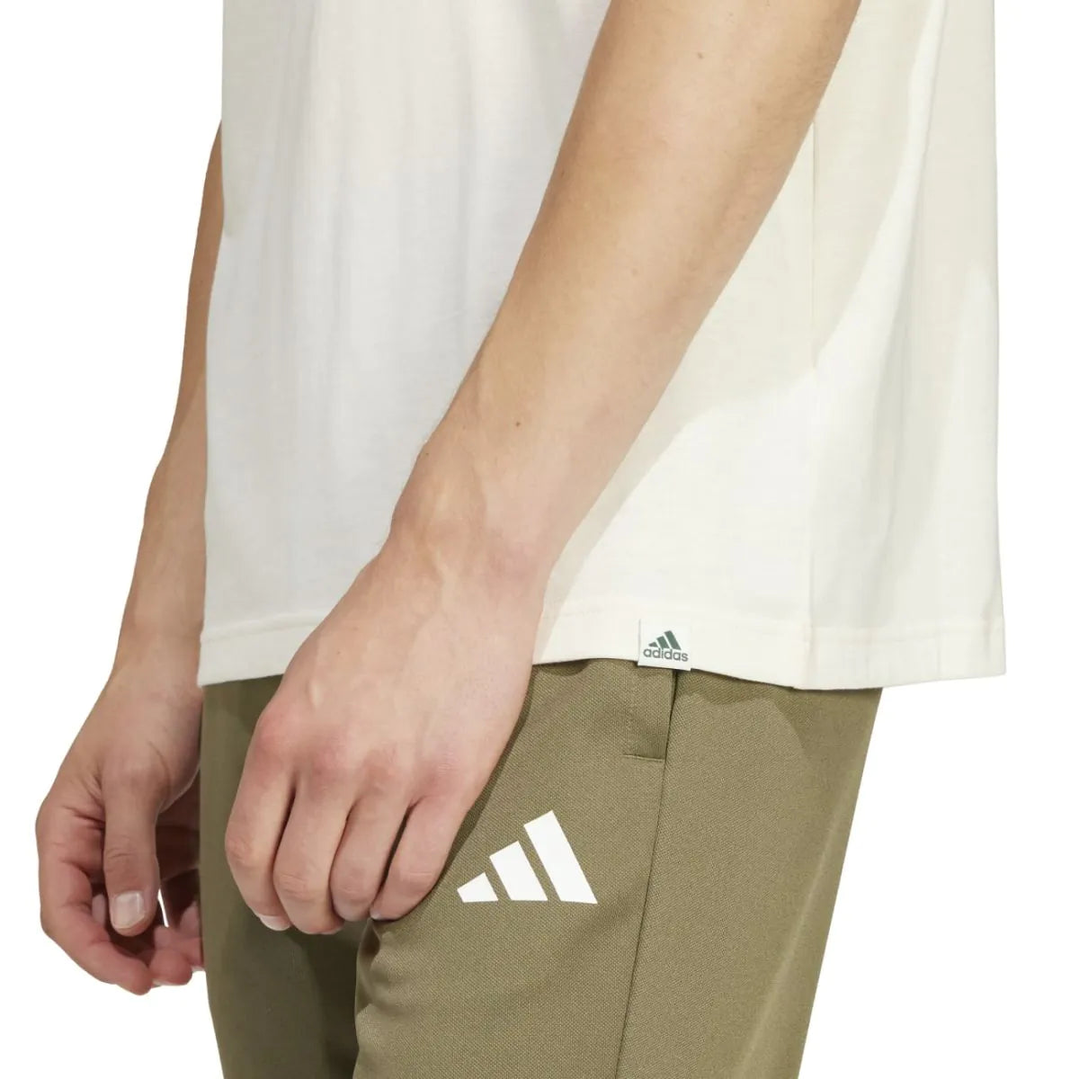 Adidas Growth Badge Graphic Men's T-Shirt