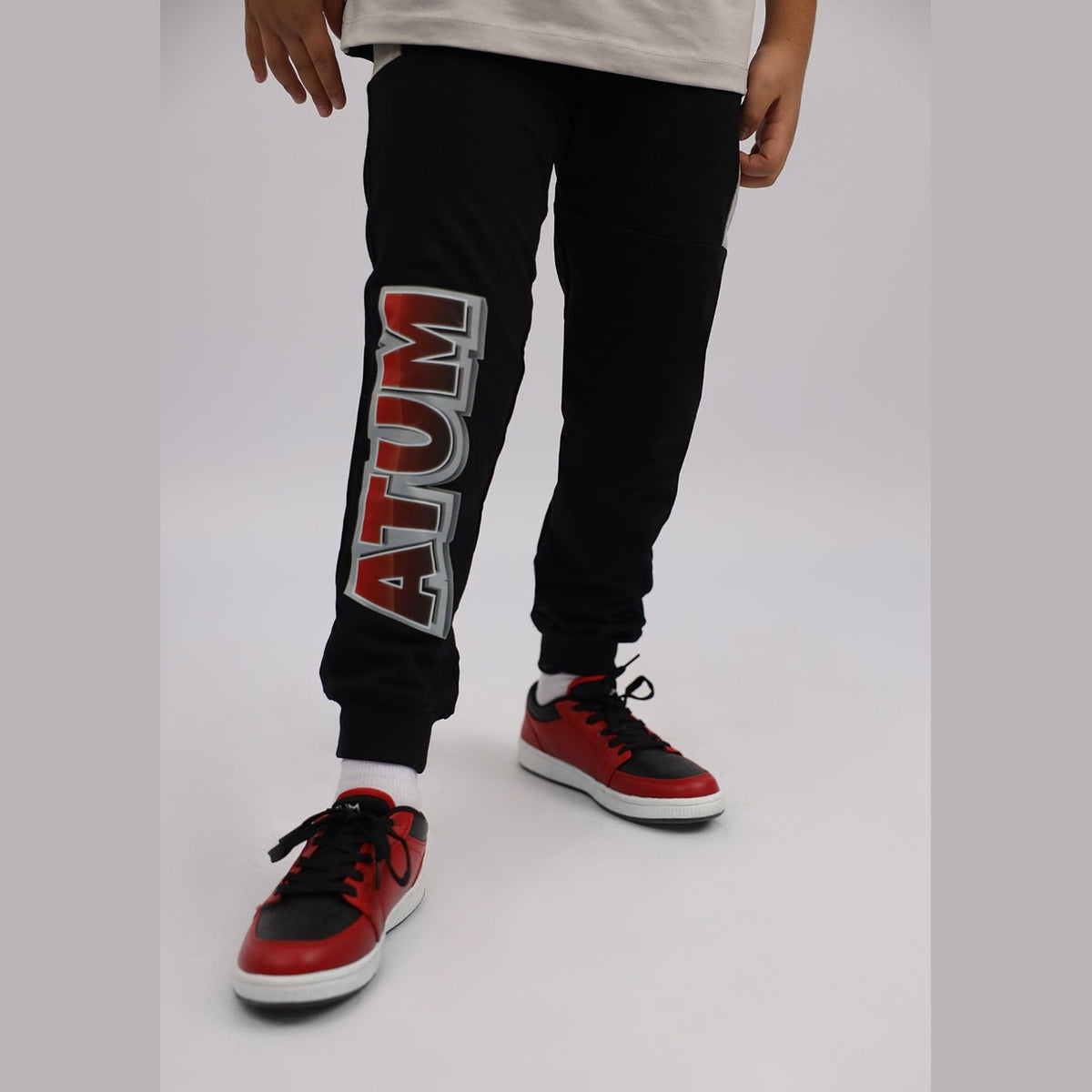 Atum Boy's WOW Graphic Sweatpants