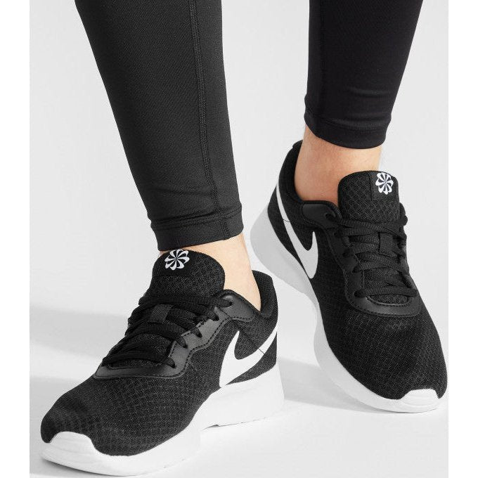 Nike Tanjun - Sporty Pro