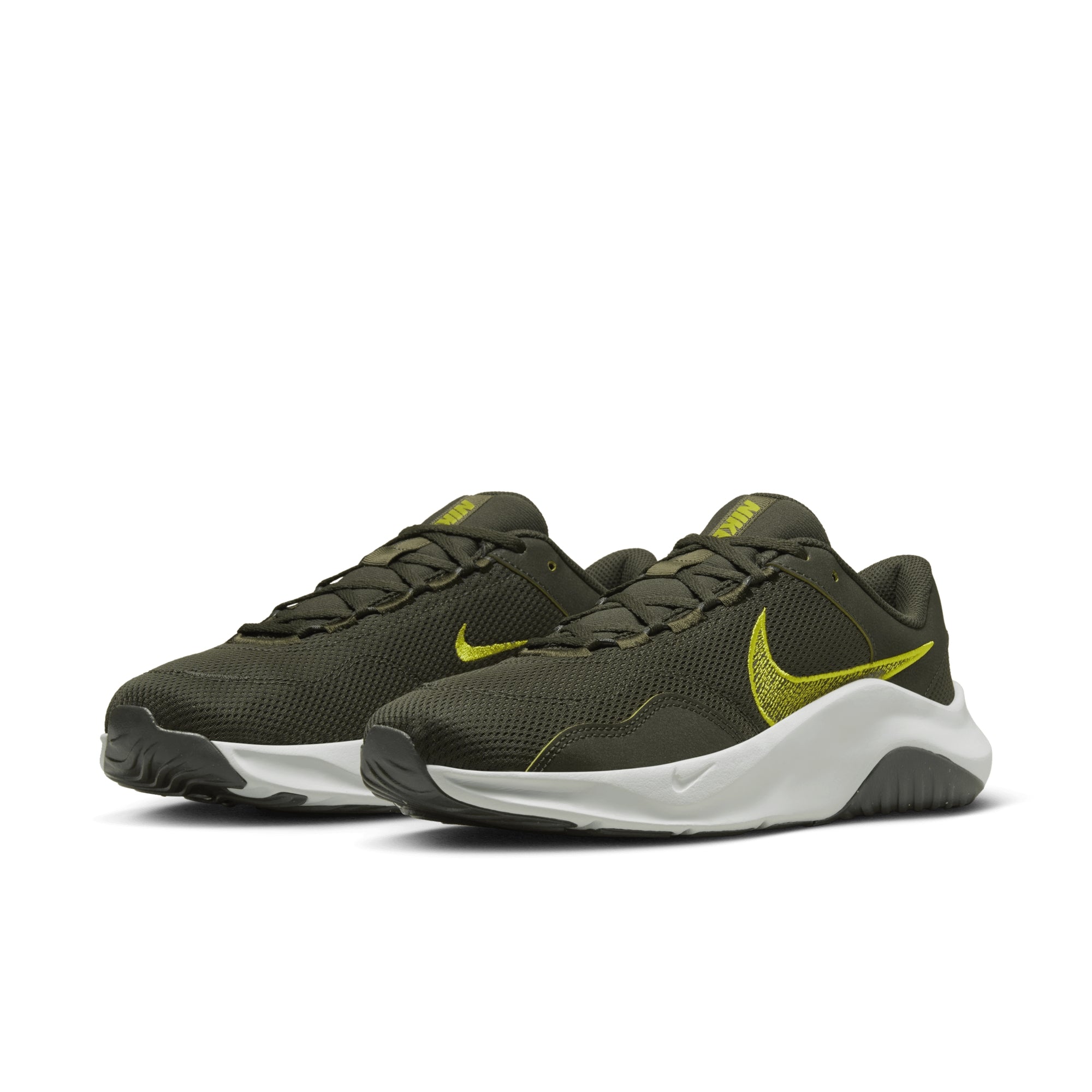 M NIKE LEGEND ESSENTIAL 3 NN