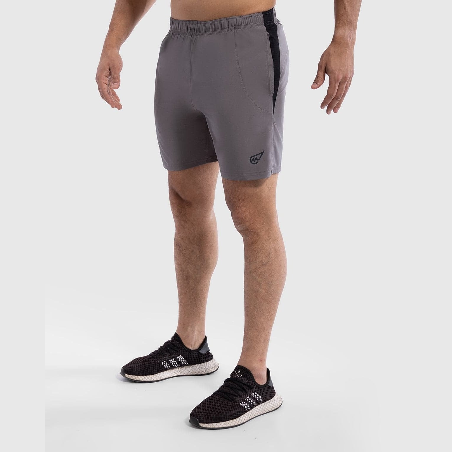 Cross Line Training Short in Grey - Sporty Pro